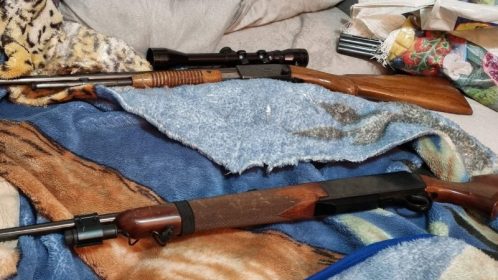 Vier vuurwapens in één woning gevonden