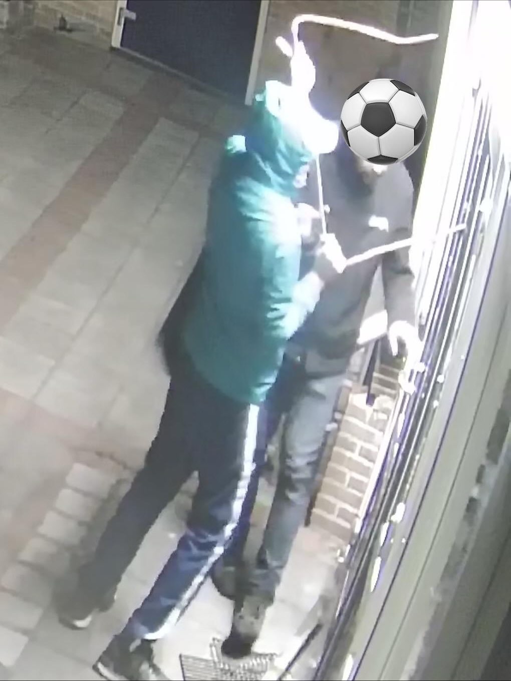 🔴 INBRAAKPOGING BIJ CLUZONA: CLUB ROEPT WOUW OP OM CAMERABEELDEN
