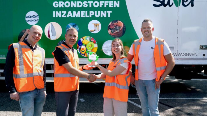 🔴 GRIP-WAGEN VAN SAVER BEKROOND MET WEYCLE AWARD
